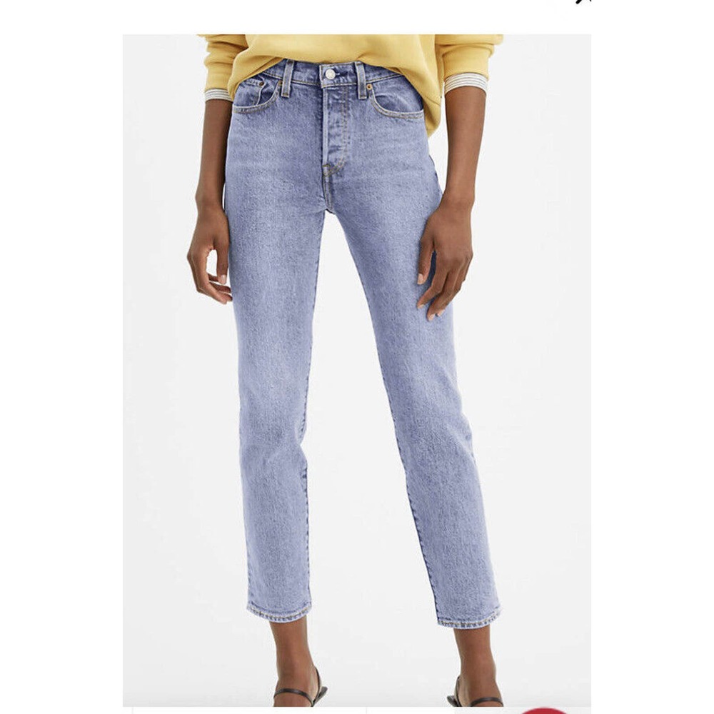 NEW Levi’s High Rise Wedgie Jean Sz 25 Tapered Leg Button Fly Medium Wash Mom